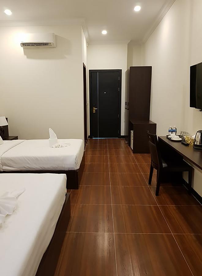 Apple Hotel Two Phnom Penh Exterior foto